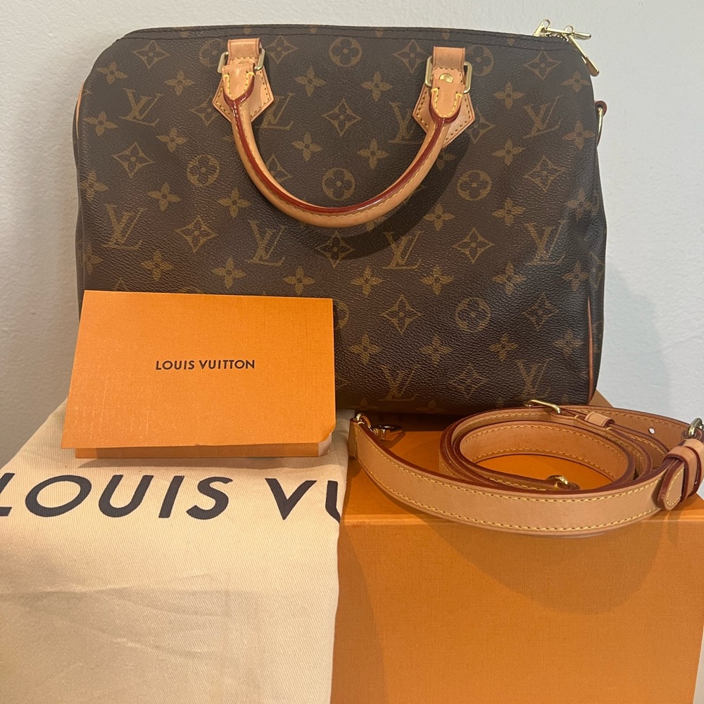 SOLD Authentic Louis Vuitton Speedy 30